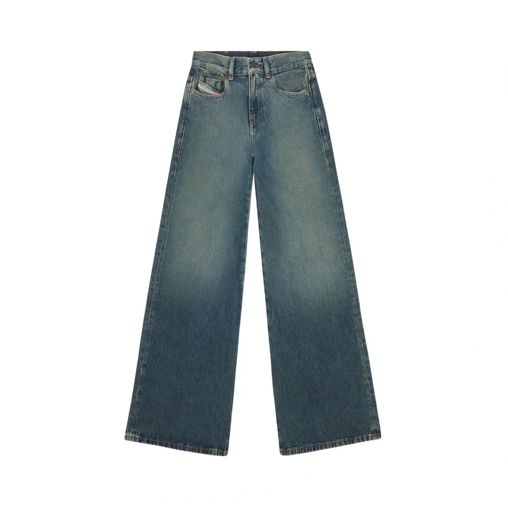Diesel Bootcut And Flare Jeans 1978 D-Akemi Jeans Dark Blue